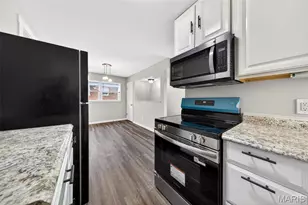 260 St Edward Ln, Florissant, MO 63033 - Photo 29