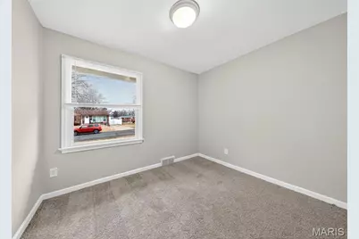 260 Saint Edward Lane, Florissant, MO 63033 - Photo 21