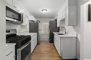 6736 Vernon Ave, Saint Louis, MO 63130 - Photo 3