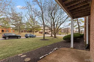 974 Claytonbrook Dr, Ballwin, MO 63011 - Photo 27