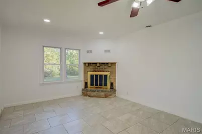 7647 Genesta Street, Saint Louis, MO 63123 - Photo 17