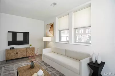 5330 Pershing Avenue #106, Saint Louis, MO 63112 - Photo 3
