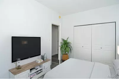 5330 Pershing Avenue #106, Saint Louis, MO 63112 - Photo 5