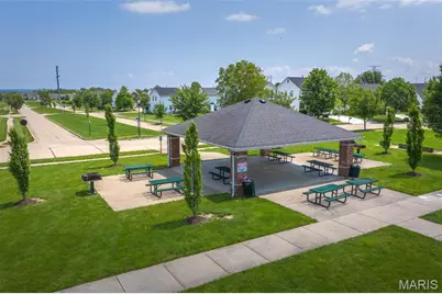 1602 Homefield Meadows Drive, O'Fallon, MO 63366 - Photo 33