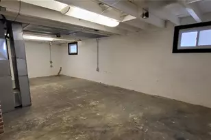 443 Erber Dr, Kirkwood, MO 63122 - Photo 13