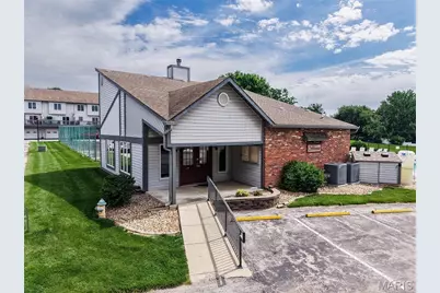 4207 Sherman Park Drive #14G, Saint Charles, MO 63303 - Photo 5