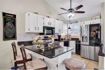 8616 Glenmont Court Court, Affton, MO 63123 - Photo 3