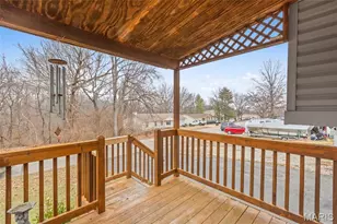 2620 Carolyn Cir Dr, High Ridge, MO 63049 - Photo 9