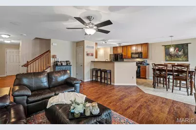643 Country Heights Drive, Lake Saint Louis, MO 63367 - Photo 9