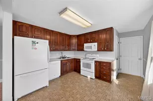 18 Derby Ln, Saint Peters, MO 63376 - Photo 5