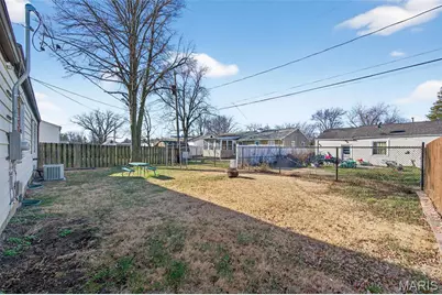 18 Derby Lane, Saint Peters, MO 63376 - Photo 15