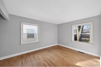 18 Derby Lane, Saint Peters, MO 63376 - Photo 7