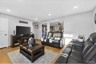 2534 Leonard Drive, Saint Charles, MO 63301 - Photo 5