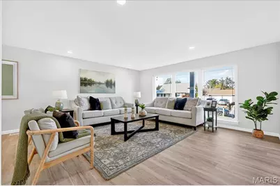 2838 Flintwood Drive, Saint Louis, MO 63129 - Photo 5