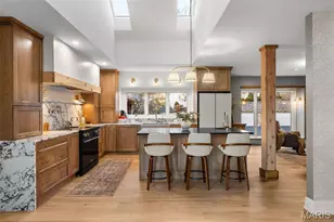 2209 Ridgley Woods Dr, Clarkson Valley, MO 63005 - Photo 17