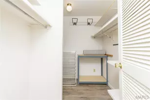 585 Coeur de Royale Dr, Creve Coeur, MO 63141 - Photo 35