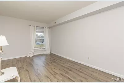 585 Coeur De Royale Drive #201, Creve Coeur, MO 63141 - Photo 25