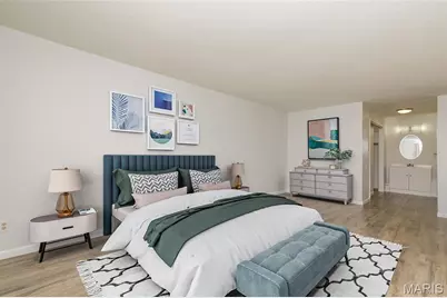 585 Coeur De Royale Drive #201, Creve Coeur, MO 63141 - Photo 5