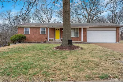 5439 Valleyside Lane, Saint Louis, MO 63128 - Photo 1