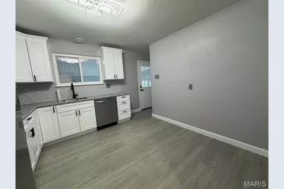 725 Hazelvalley Drive, Hazelwood, MO 63042 - Photo 19