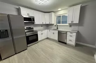 725 Hazelvalley Dr, Hazelwood, MO 63042 - Photo 21