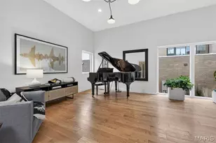 3810 Olive St, Saint Louis, MO 63108 - Photo 3