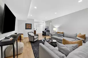 3810 Olive St, Saint Louis, MO 63108 - Photo 23