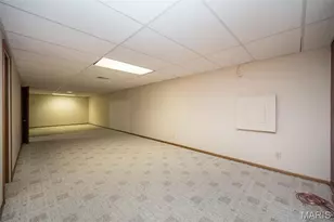 2082 Marrisa Dr, Florissant, MO 63031 - Photo 27