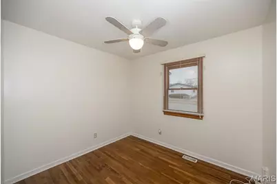 2082 Marrisa Drive, Florissant, MO 63031 - Photo 21