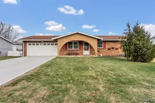 934 Silverstone Dr, Saint Charles, MO 63303 - Photo 1