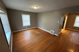 414 Superior Dr, Ferguson, MO 63135 - Photo 5