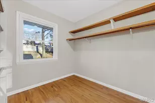 1254 Bonheur Dr, Saint Louis, MO 63146 - Photo 19