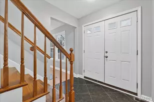 1254 Bonheur Dr, Saint Louis, MO 63146 - Photo 3