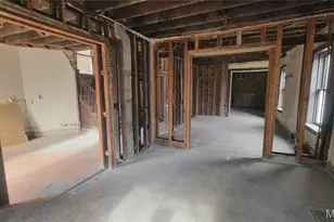 4253 Westminster Pl, Saint Louis, MO 63108 - Photo 3