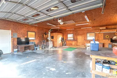 18105 Highway 8, St James, MO 65559 - Photo 31