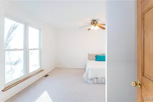 18105 Hwy 8, St James, MO 65559 - Photo 9