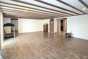 18105 Hwy 8, St James, MO 65559 - Photo 21