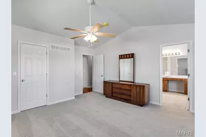 559 Winter Garden Drive, Fenton, MO 63026 - Photo 15