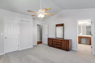 559 Winter Garden Dr, Fenton, MO 63026 - Photo 15