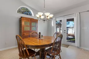 559 Winter Garden Dr, Fenton, MO 63026 - Photo 9