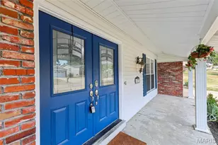 1237 Cedar Creek Rd, Chesterfield, MO 63017 - Photo 5