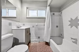 5747 Lansdowne Ave, Saint Louis, MO 63109 - Photo 19