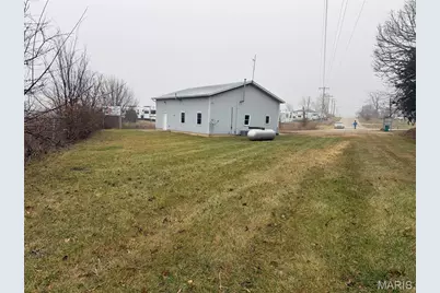 197 Old Springfield Road, Bourbon, MO 65441 - Photo 13