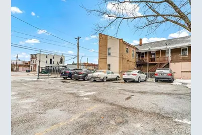 8035 N Broadway, Saint Louis, MO 63147 - Photo 11