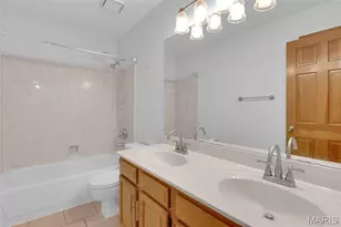 16015 Canterbury Estates Dr, Ellisville, MO 63021 - Photo 25