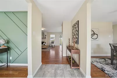 12381 Merrick Drive, Saint Louis, MO 63146 - Photo 23