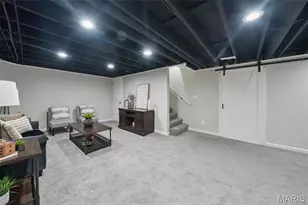 12381 Merrick Dr, Saint Louis, MO 63146 - Photo 29