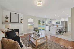 12381 Merrick Dr, Saint Louis, MO 63146 - Photo 5