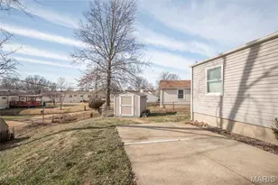 2482 Bonniebrook Dr, Maryland Heights, MO 63043 - Photo 27