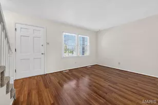 2809 Mayer Dr, Saint Charles, MO 63301 - Photo 9